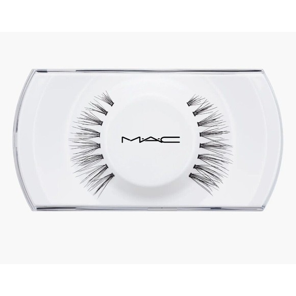 New MAC Cosmetics | False Eyelashes | A90 | Charmer Lash | 81 - Picture 1 of 6
